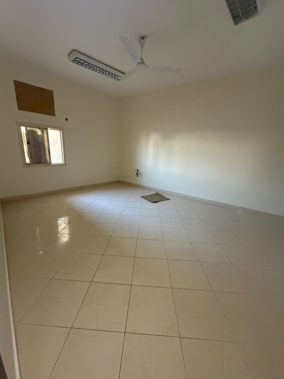 Kabul, Apartments, Flats, Houses & Villas, AFN 140/year,  100 Sq. Meter,  للايجار شقة في عالي