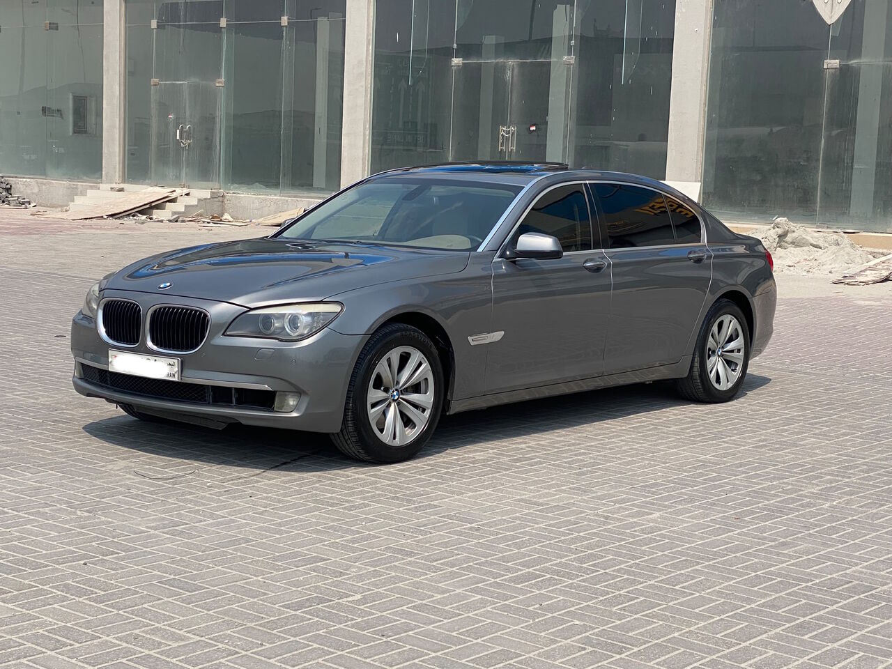 Manama, Vehicles, Cars & Trucks , BHD 2500,  BMW 730Li,  2010,  Automatic,  146200 KM,    (Grey)