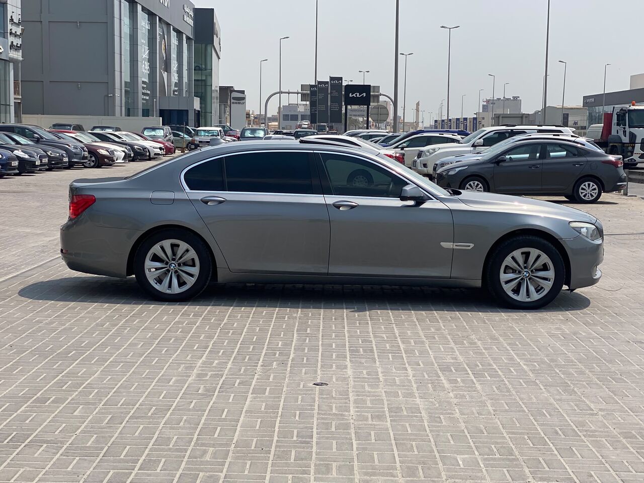 Manama, Vehicles, Cars & Trucks , BHD 2500,  BMW 730Li,  2010,  Automatic,  146200 KM,    (Grey)