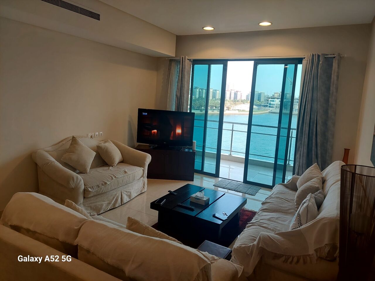 Manama, Apartments, Flats, Houses & Villas, BHD 425/month,  Furnished,  1 BR,  100 Sq. Meter,  JUST ONE WEEK OFFER-SEA VIEW LARGE BALCONY IN THE PRIME LOCATION OF THE REEF ISLAND