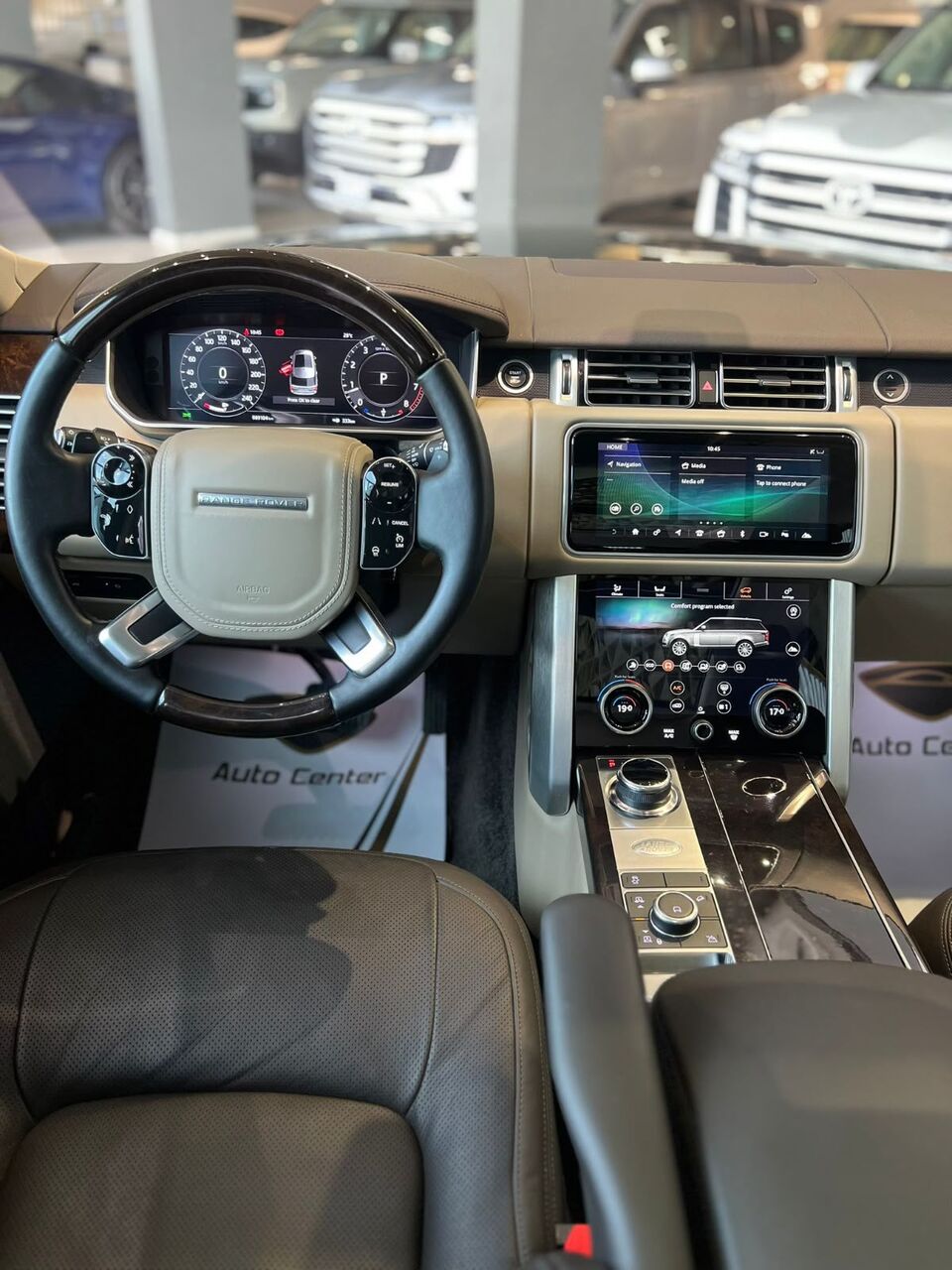 Riffa, Vehicles, Cars & Trucks , BHD 17100,  RANGE ROVER VOGUE L405 2019 BLACK,  2019,  Automatic,  90000 KM,