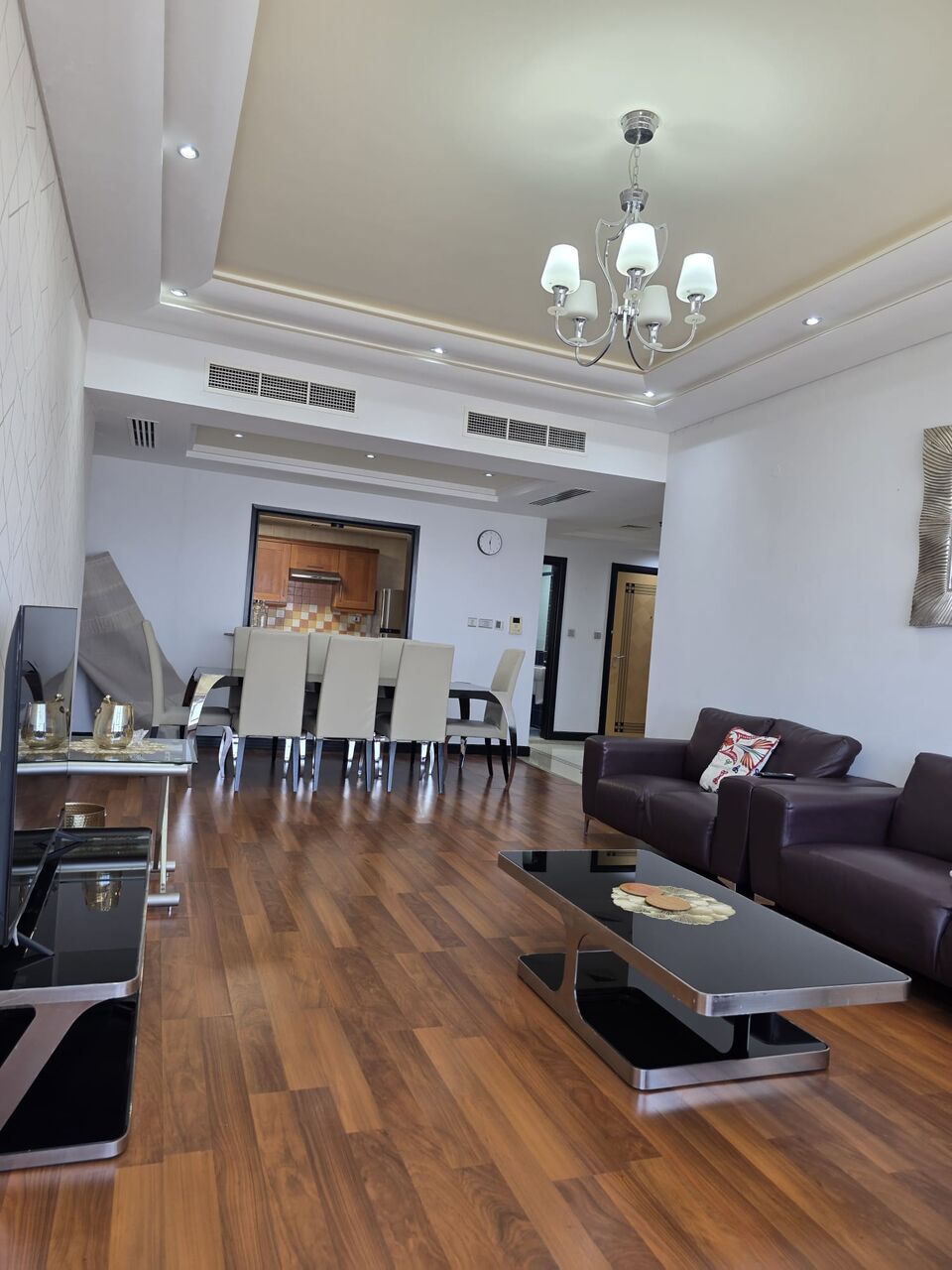 Manama, Apartments, Flats, Houses & Villas, BHD 400/month,  2 BR,  134 Sq. Meter,  HIGH END LIVING EXPERIENCE IN A GATED COMMUNITY VIBE