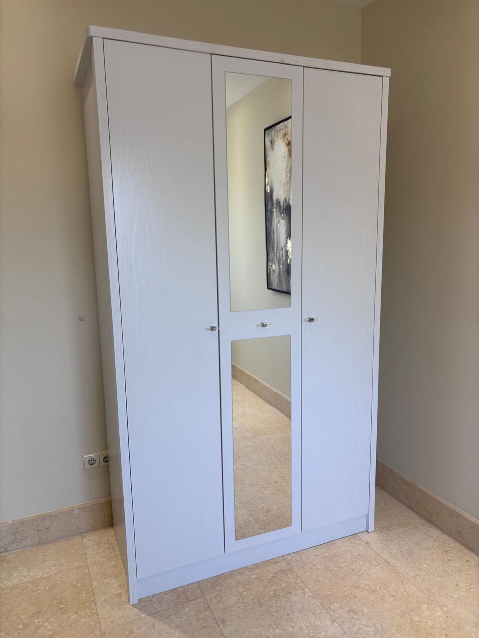 Thuwal, Furniture, SAR 700,  Wardrobe (collect By 29th Aug)