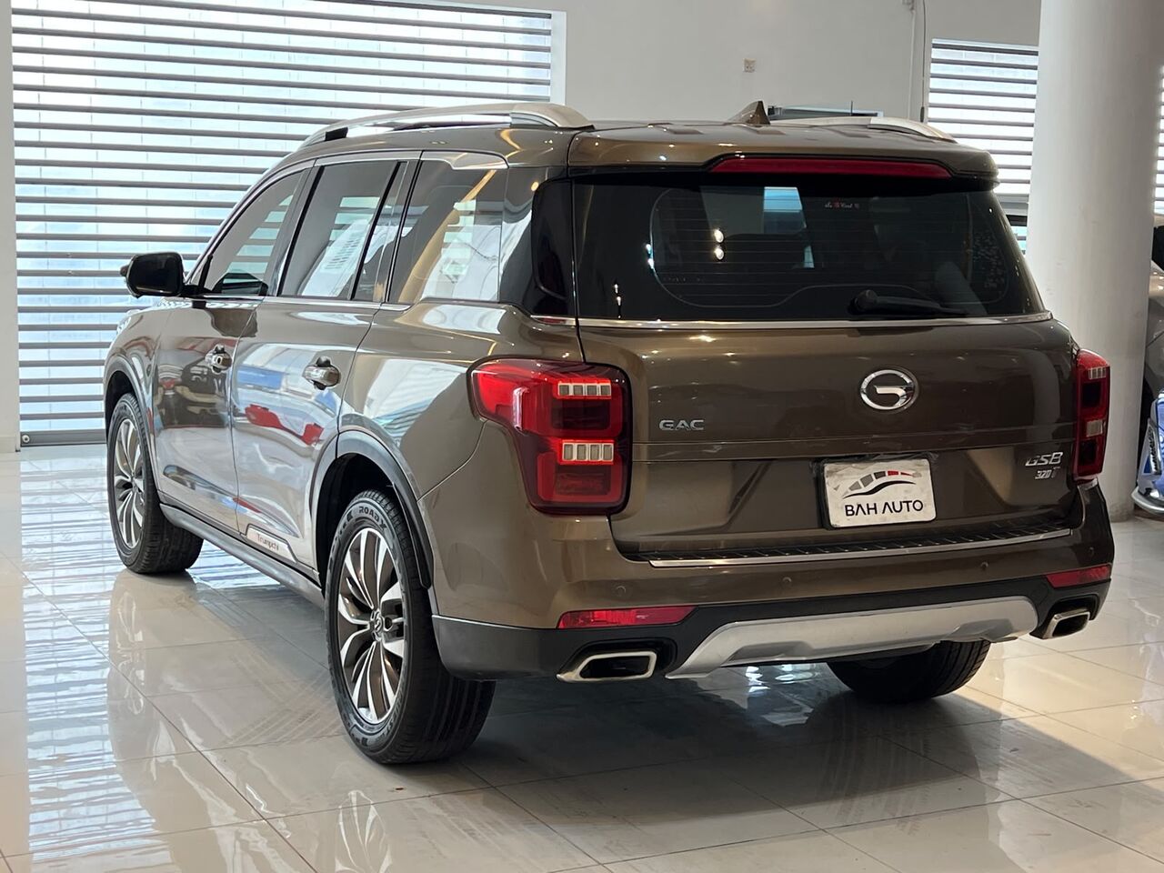 Riffa, Vehicles, Cars & Trucks , BHD 3300,  GAC GS8,  2020,  Automatic,  163000 KM,   MODEL