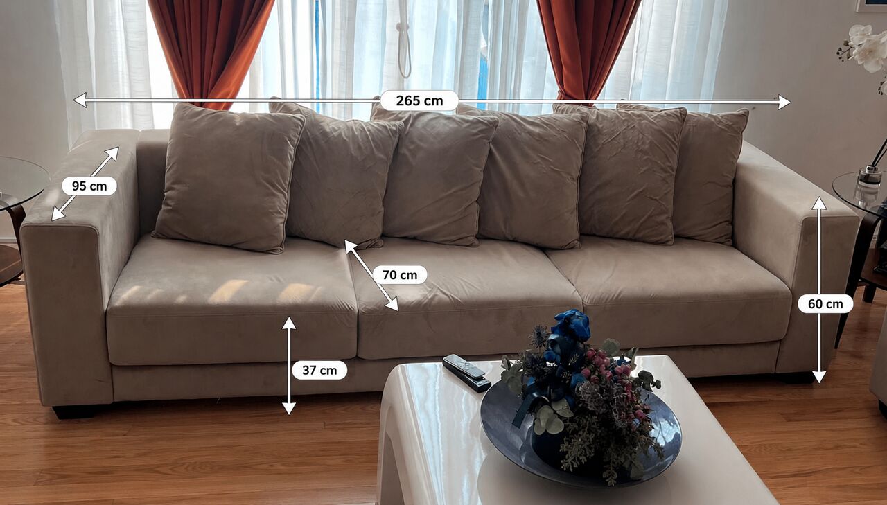 Manama, Furniture, BHD 150,  LUXURY VELVET 3-SEATER SOFA &ndash;