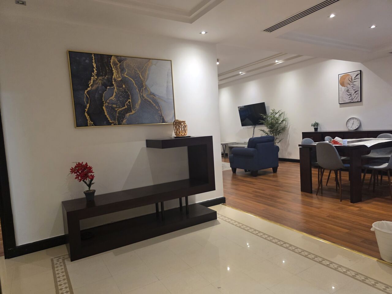 Manama, Apartments, Flats, Houses & Villas, BHD 400/month,  2 BR,  134 Sq. Meter,  ABRAJ AL LULU/PERFECT VASTU/ STUNNING RENT