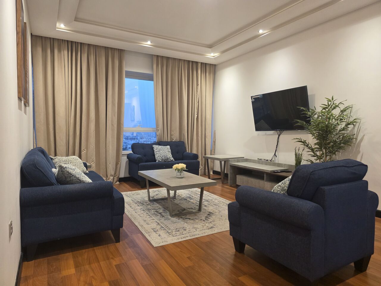 Manama, Apartments, Flats, Houses & Villas, BHD 400/month,  2 BR,  134 Sq. Meter,  ABRAJ AL LULU/PERFECT VASTU/ STUNNING RENT