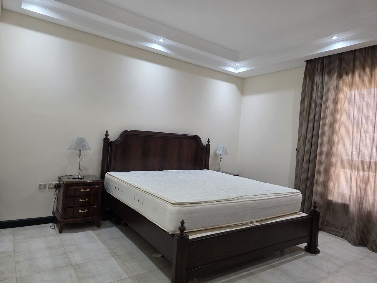 Manama, Apartments, Flats, Houses & Villas, BHD 525/month,  3 BR,  164 Sq. Meter,  FINANCIAL HARBOUR STUNNING VIEW/ REFURBISHED/KIDS COMMUNITY