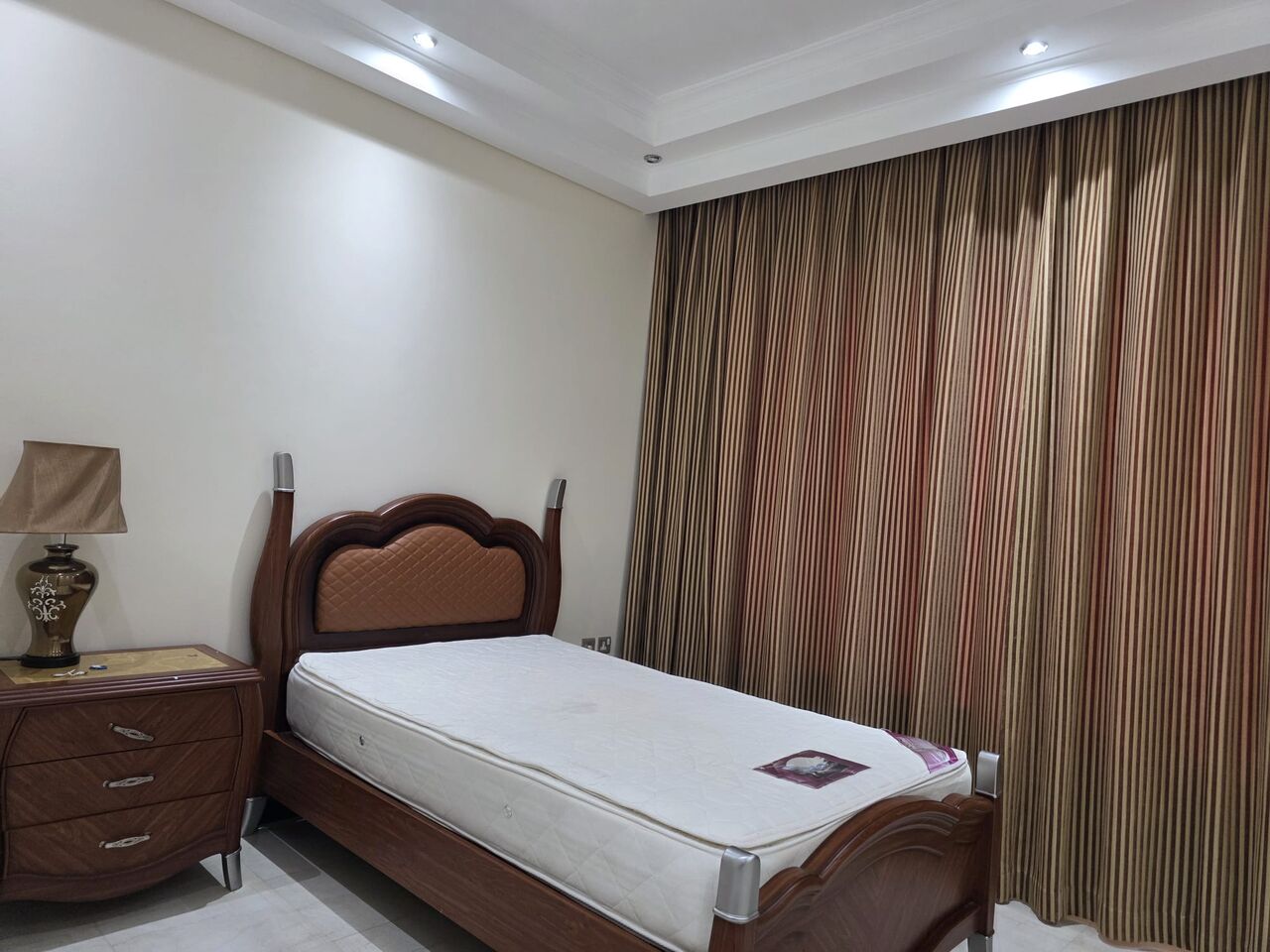Manama, Apartments, Flats, Houses & Villas, BHD 525/month,  3 BR,  164 Sq. Meter,  FINANCIAL HARBOUR STUNNING VIEW/ REFURBISHED/KIDS COMMUNITY
