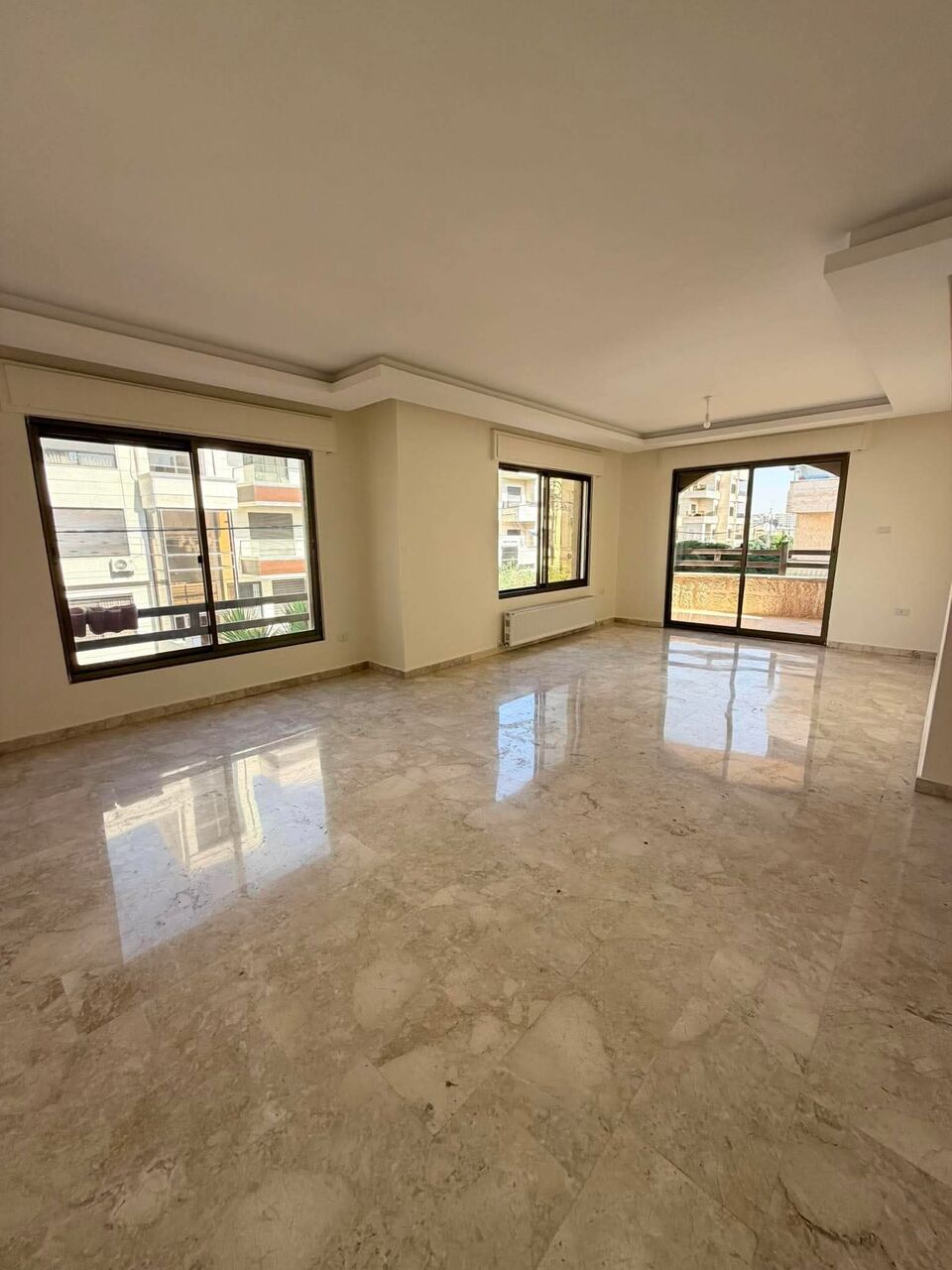 Amman, Apartments, Flats, Houses & Villas, JOD 6500/year,  3 BR,  Beautiful Apartment For Rent In Al-Kursi &ndash; Amman  A First-floor Apartment Measuring 190 M&sup2;