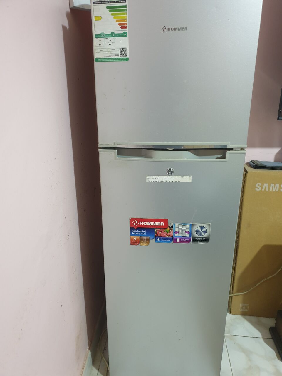 Riyadh, Household Items, SAR 640,  One HOMME Refrigerator, And One Single Bad With Mattress & Chair