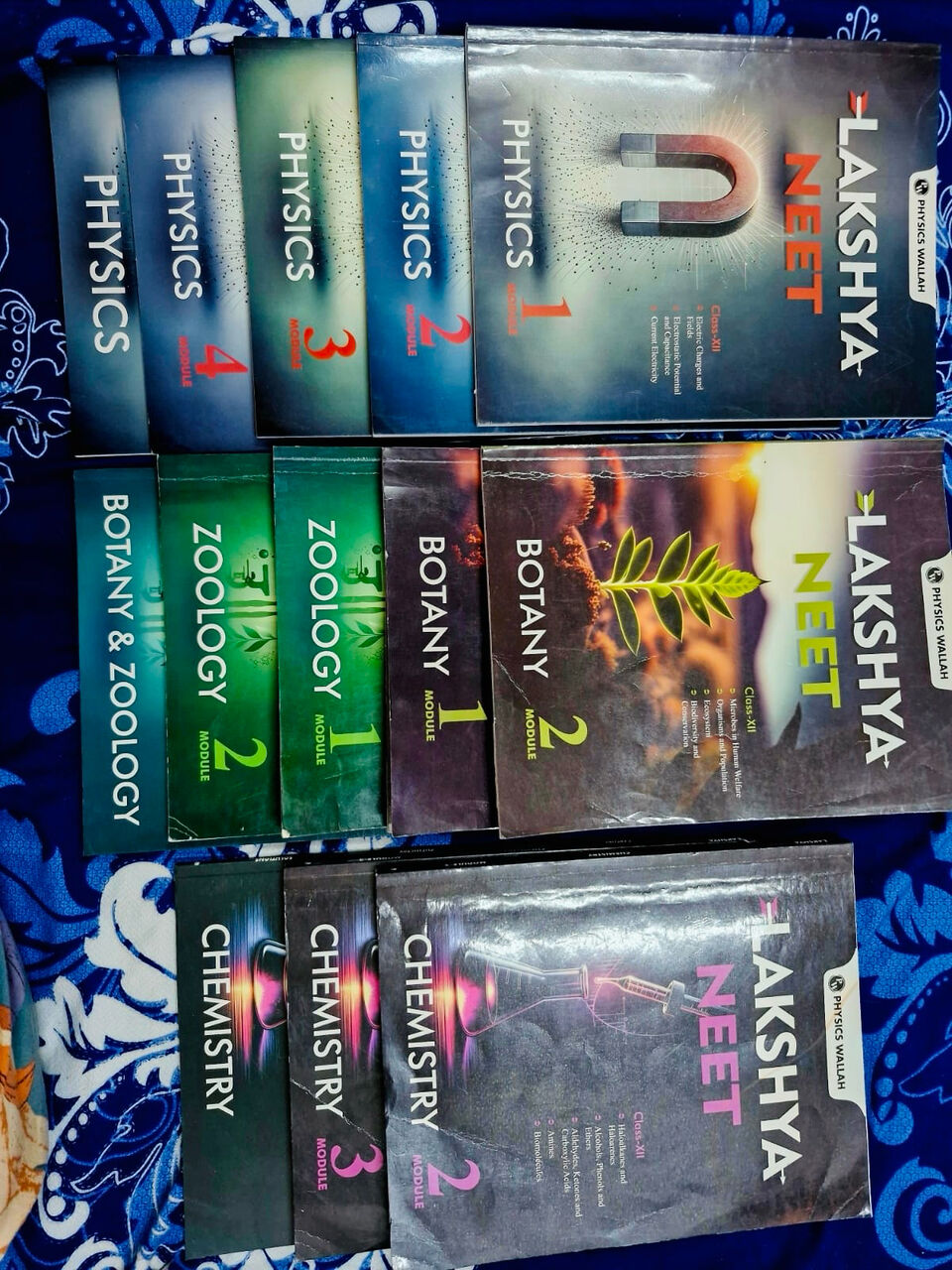 Jeddah, Books, SAR 500,  NEET BOOKS FOR SALE!!!