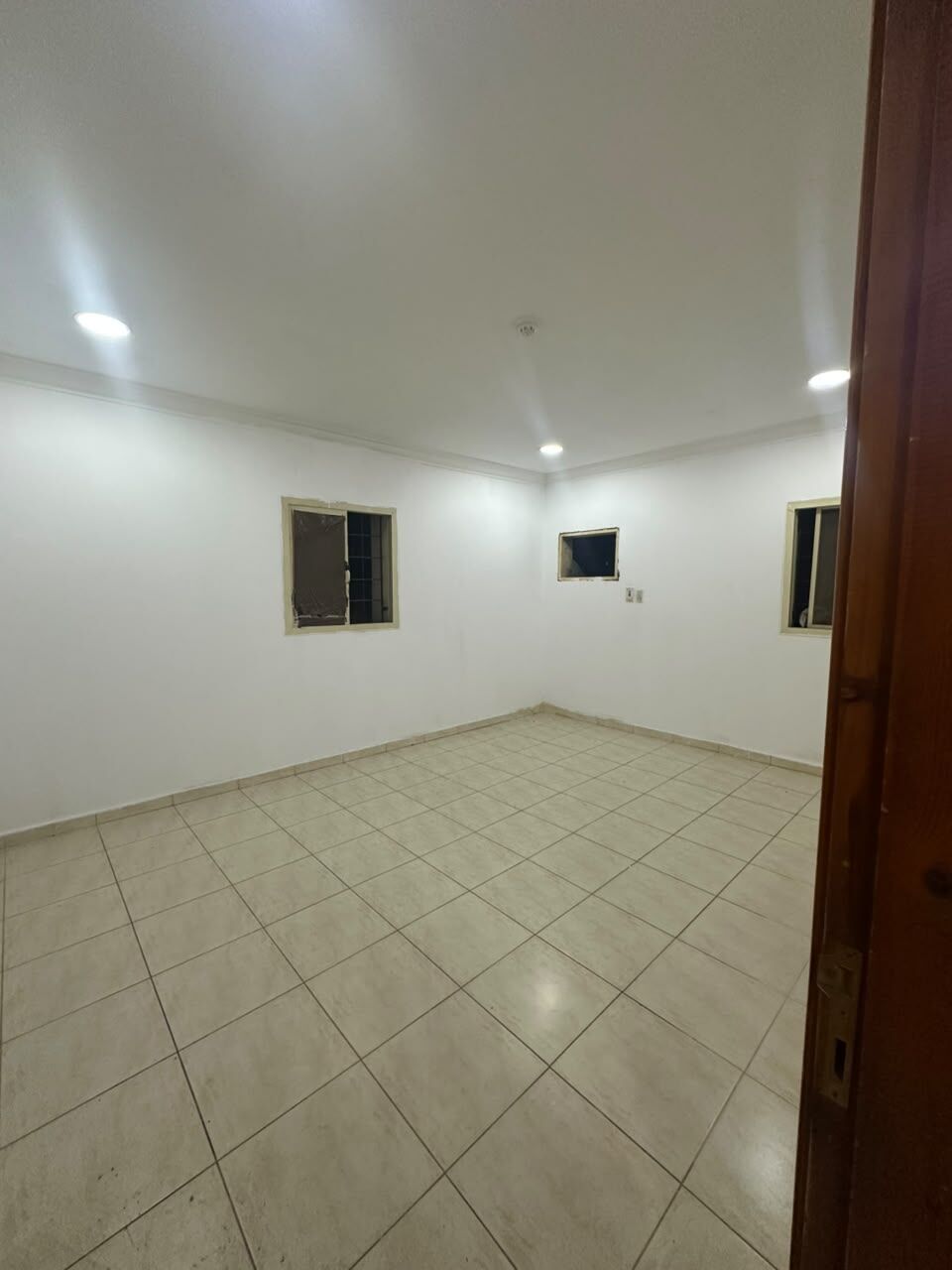Jubail, Apartments, Flats, Houses & Villas, SAR 2416/month,  3 BR,  1200 Sq. Meter,  Flat 3 BHK
