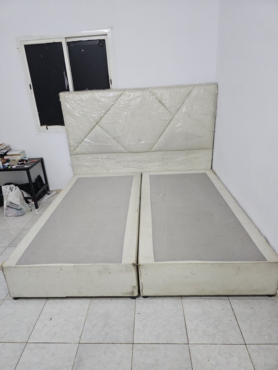 Jeddah, Furniture, SAR 300,  Bed Without Mattress For Sale
