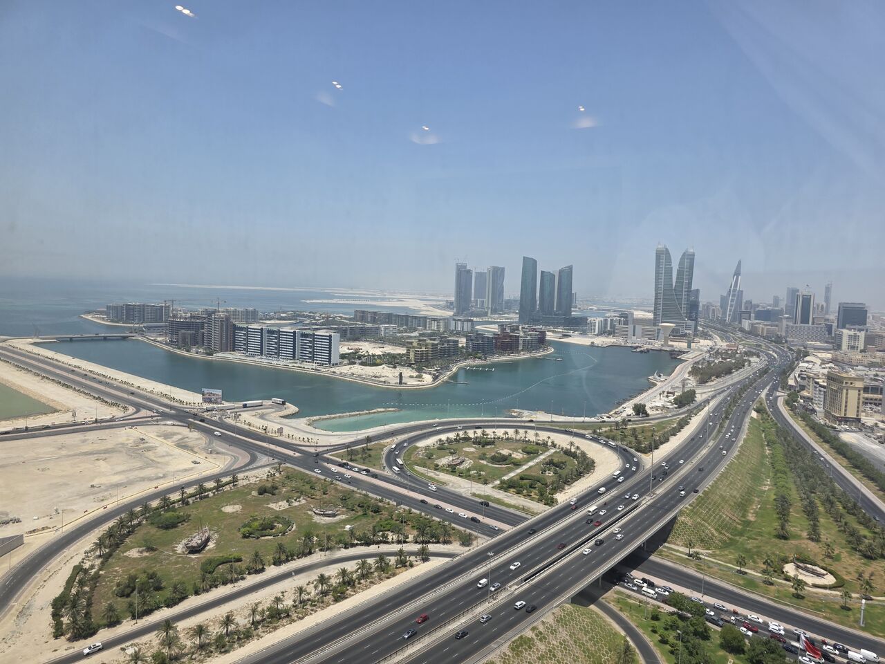 Manama, Apartments, Flats, Houses & Villas, BHD 400/month,  Furnished,  2 BR,  134 Sq. Meter,  YOUR DREAMS MEET REALITY HERE/ VALUE 4 RENT/HARBOUR VIEW