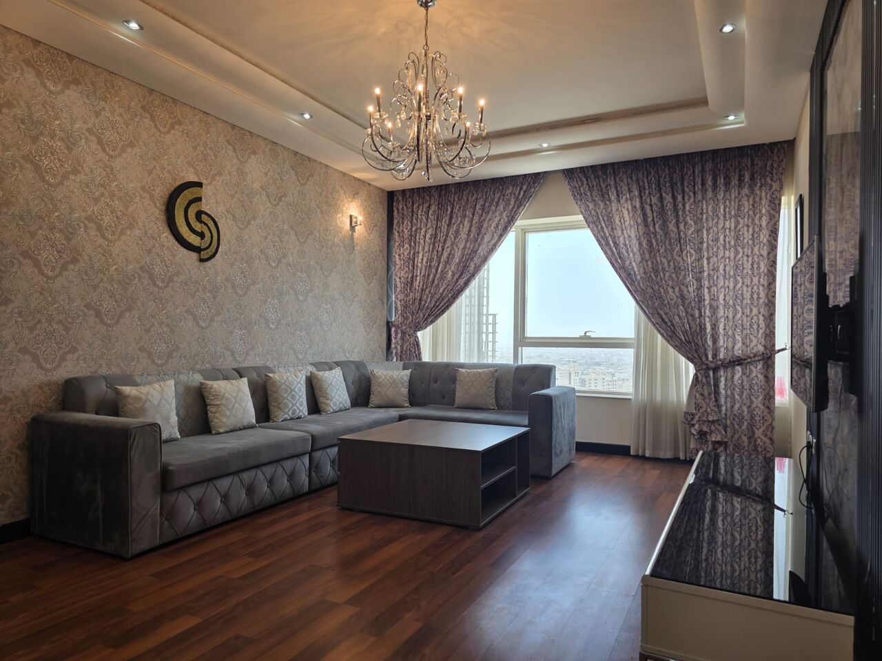 Manama, Apartments, Flats, Houses & Villas, BHD 400/month,  Furnished,  2 BR,  134 Sq. Meter,  FINANCIAL HARBOUR & REEF ISLAND SEA VIEW/ HIGH END FURNISHING/ COMMUNITY.