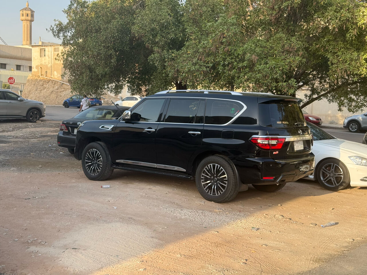 Riyadh, Vehicles, Cars & Trucks , SAR 180000,  Nissan Patrol,  2023,  Automatic,  102000 KM,   Platinium