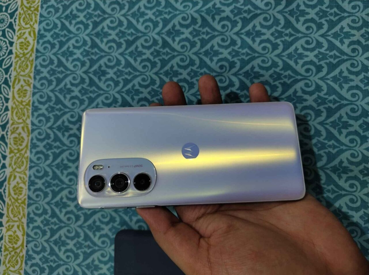 Al Aziziyah, Mobile Phones, SAR 650,  Moto Edge 30 Pro 5G, 144Hz HDR 10+ Oled, 8k Video, 960fps Slowmotion, Dolby Stereo