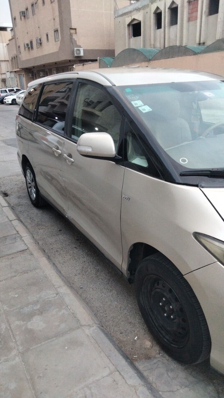 Riyadh, Vehicles, Cars & Trucks , SAR 18000,  Toyota Previa,  2012,  Automatic,  348000 KM,  GOOD CONDITION TOYOTA  FOR SALE