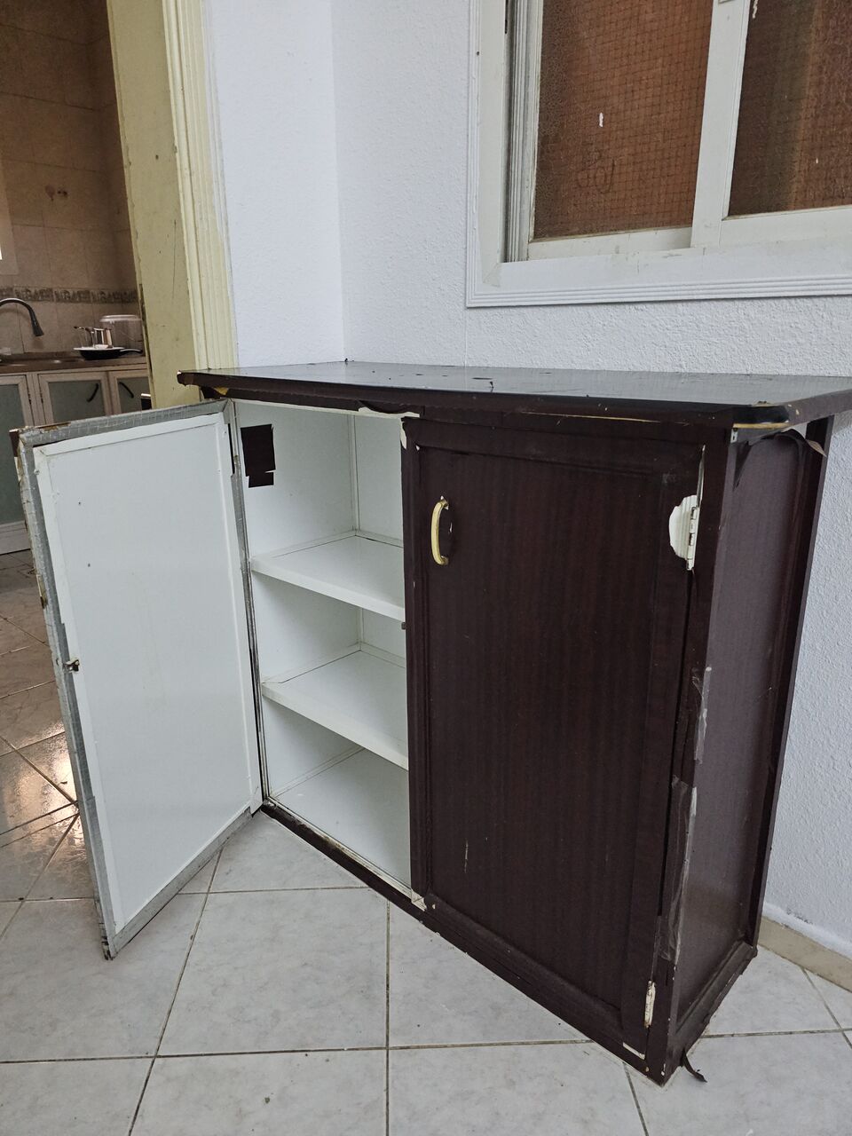 Jeddah, Furniture, SAR 180,  Wooden Cabinet For Sale