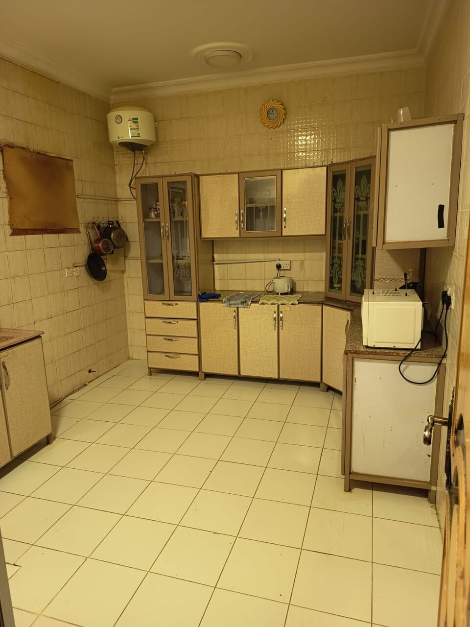 Riyadh, Rooms for Rent, SAR 1400/month,  12 Sq. Meter,  Single Room For Batchlor