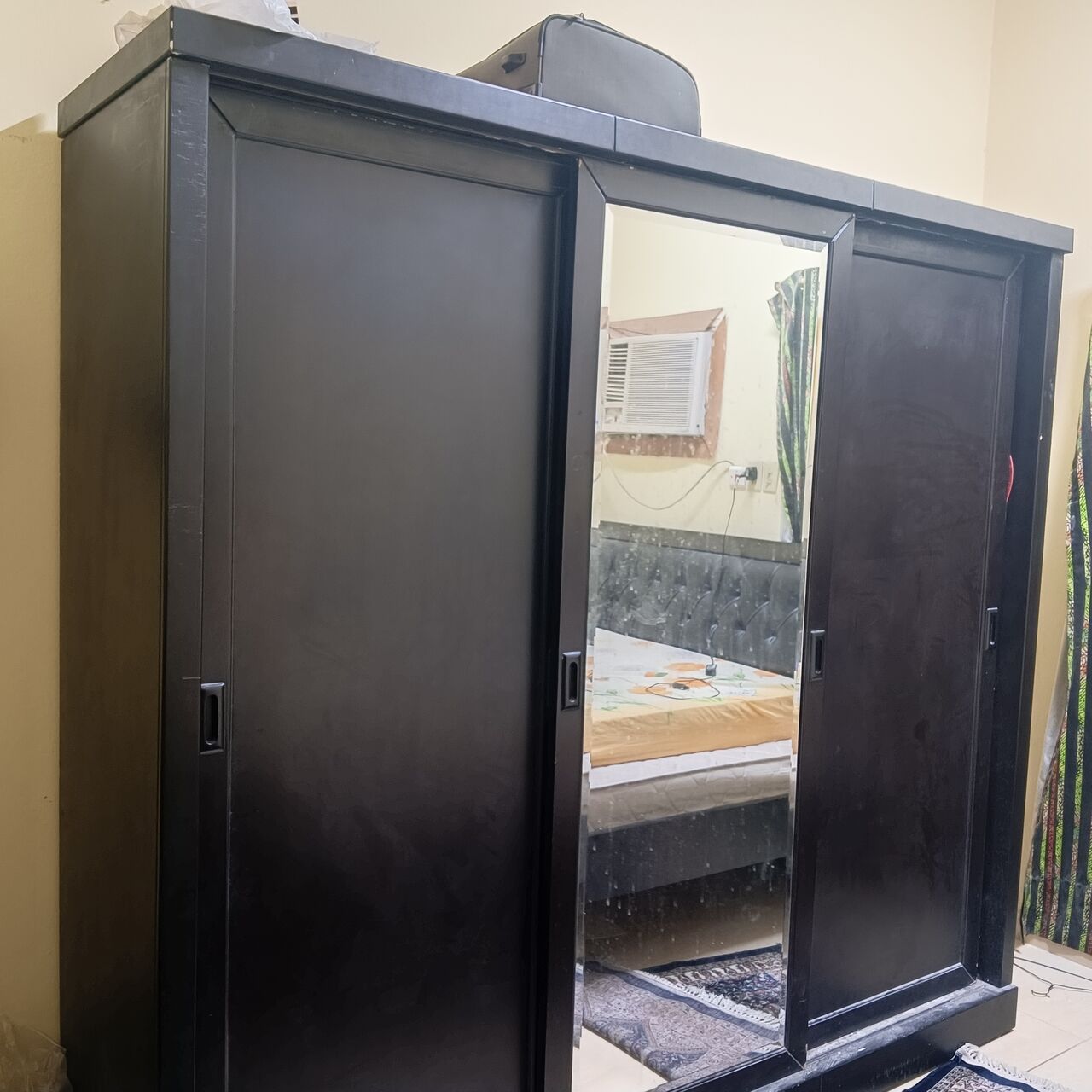 Jubail Industrial City, Furniture, SAR 1000,  Bed And Cupboard For Sale