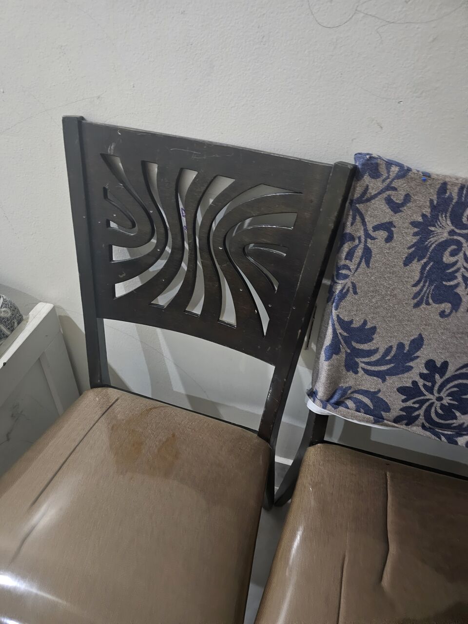 Al Khobar Al Shamalia, Free Items, Bed Without Mattress & Wooden Sheet