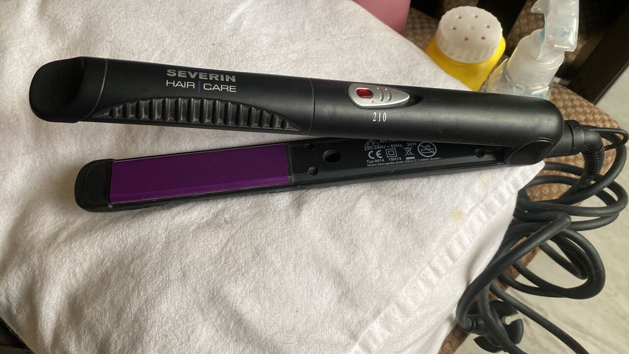 Tubli, Health & Beauty Items, BHD 5,  Severin Brand Hair Straightener, BD5