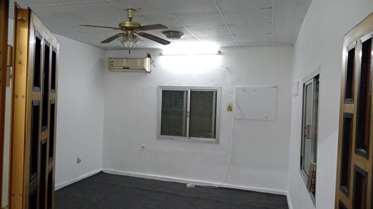 Al Malaz, Apartments, Flats, Houses & Villas, Executive Bachelors Room - Big Room - 1 Or 2 Person - Only For Malayali