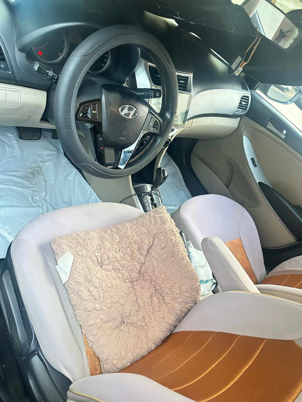 Jeddah, Vehicles, Cars & Trucks , SAR 29000,  Hyundai Accent,  2016,  Automatic,  138210 KM,