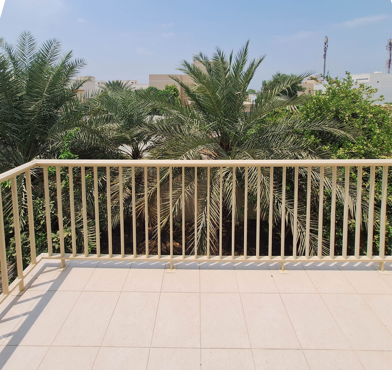 Saar, Apartments, Flats, Houses & Villas, BHD 200/month,  For Rent A Semi Furnished Apartment In Saar Areal.