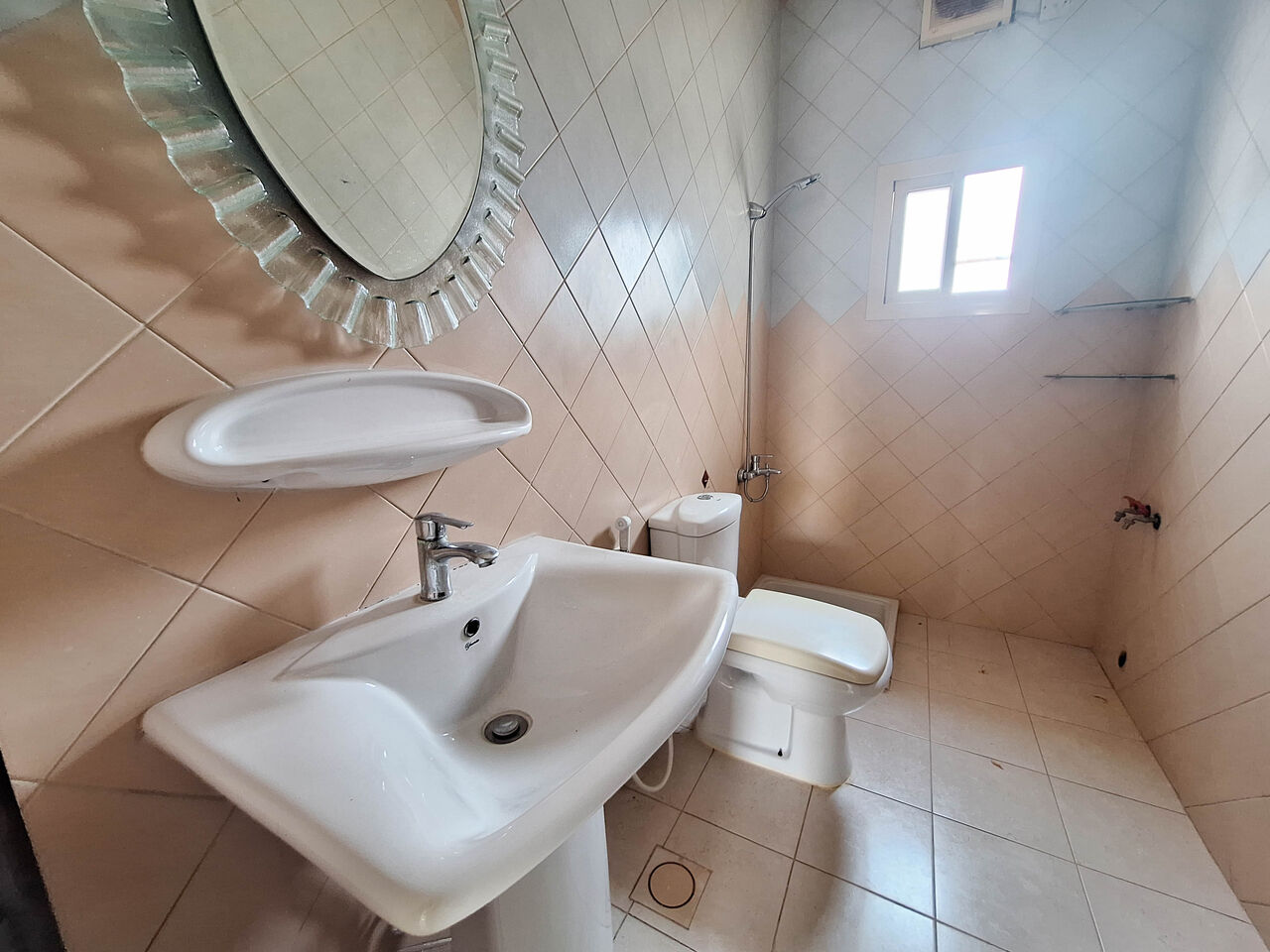 Saar, Apartments, Flats, Houses & Villas, BHD 200/month,  For Rent A Semi Furnished Apartment In Saar Areal.
