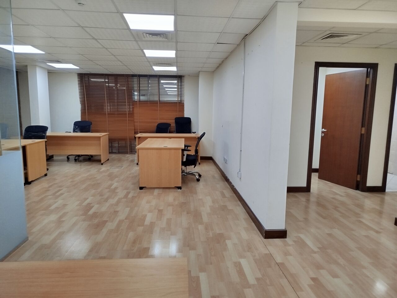 Riffa, Offices, BHD 400,  120 Square Miter Commercial Office Spesc In -(((Riffa)))
