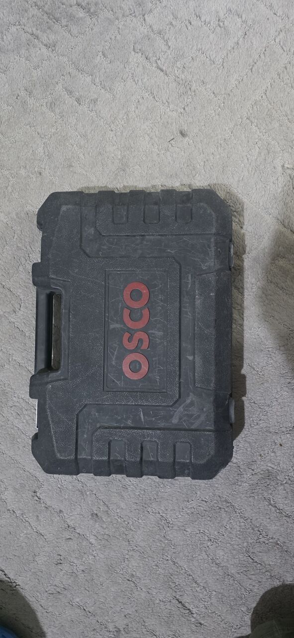 Al Malaz, Electronics, SAR 800,  Bosch And Osco Hammer Drill