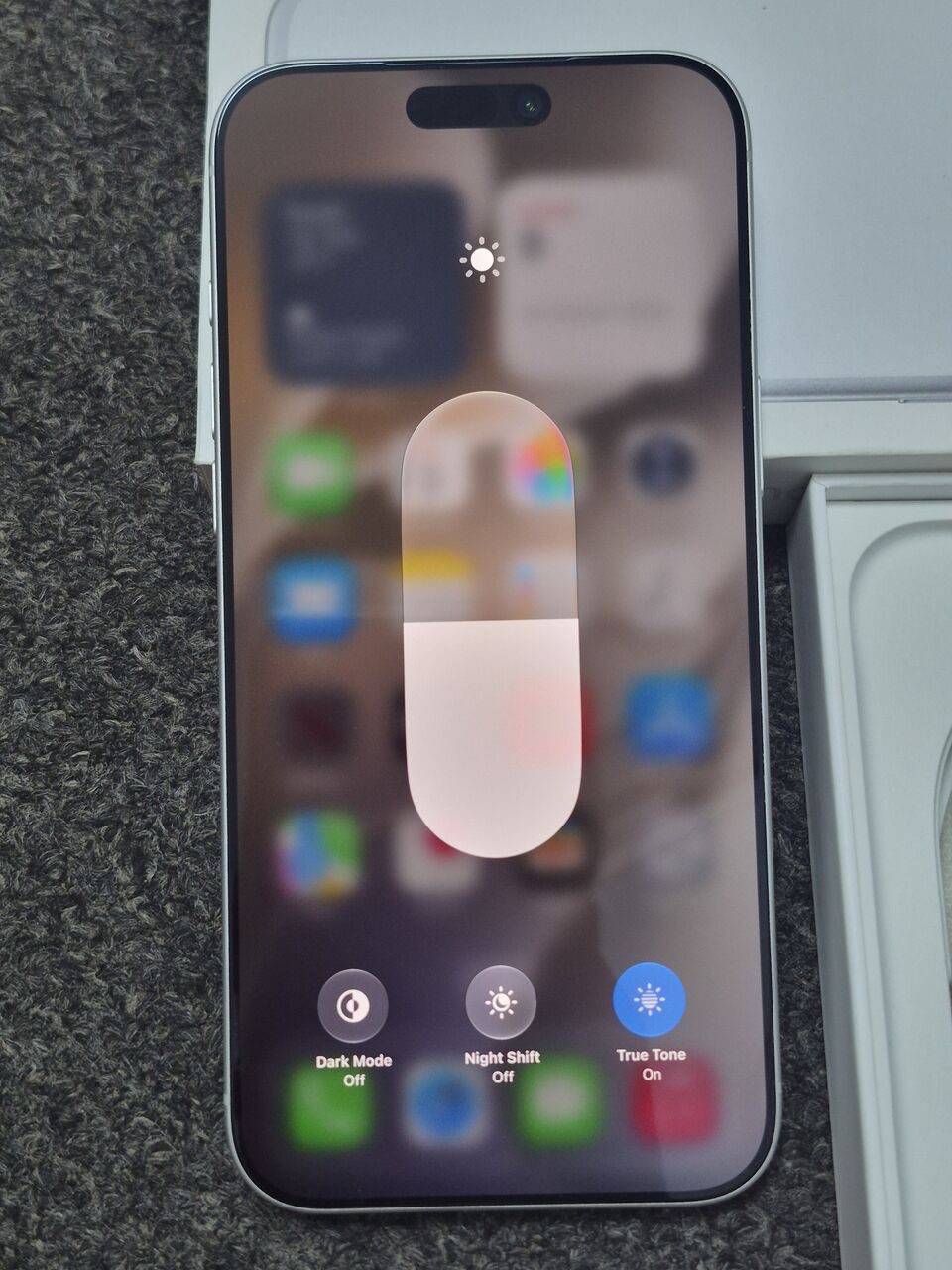 Al Rahmaniyah, Mobile Phones, SAR 4500,  IPhone 17 Pro Max 256gb Silver