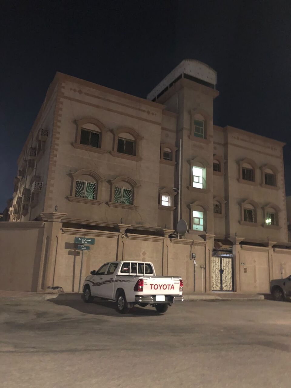 Al Jubail Al Balad, Apartments, Flats, Houses & Villas, SAR 18000/year,  2 BR,  200 Sq. Meter,  FOR RENT APARTMENT 2 ROOMS FAMILY ONLY