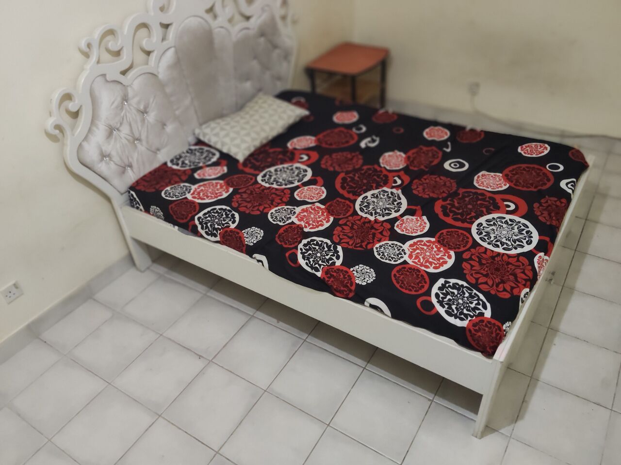 Hoora, Bedspace For Rent, BHD 50/month,  200 Sq. Meter,  Bed Space Available For Ladies 50 Bd Including Ewa