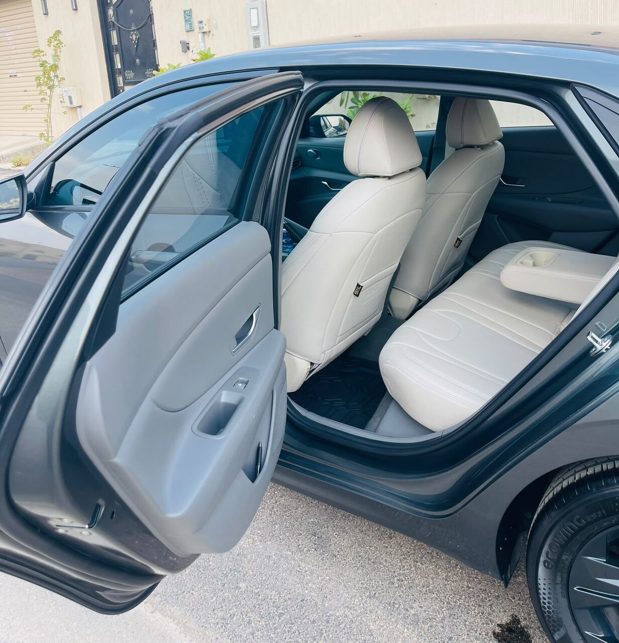 Riyadh, Vehicles, Cars & Trucks , SAR 68000,  Hyundai Elantra SE 2.0,  2023,  Automatic,  74000 KM,  HYUNDAI ELANTRA  MODEL FOR SALE -74000KM DRIVEN-FIRST OWNER