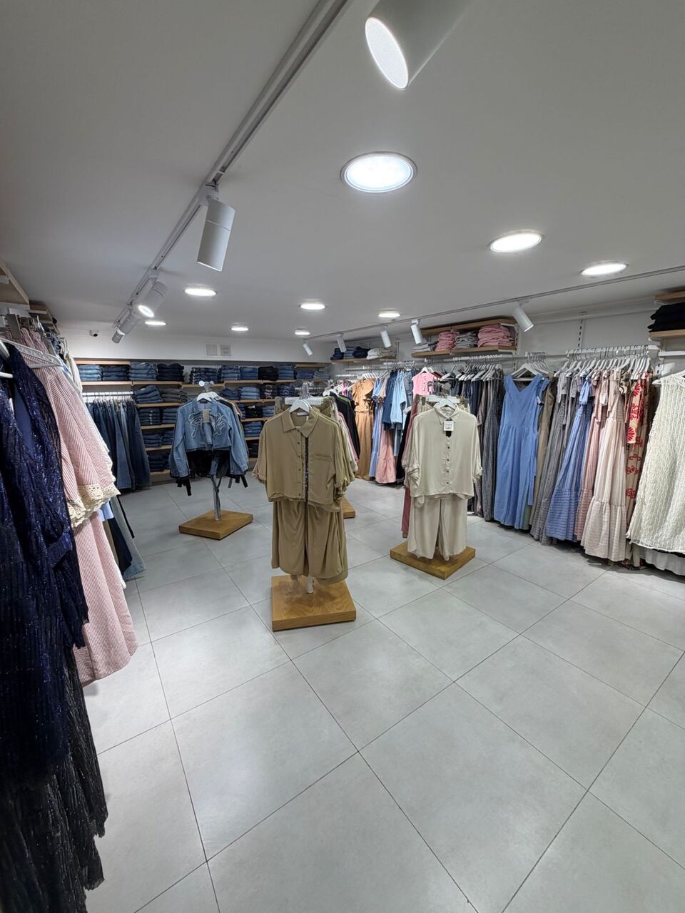Cairo, Household Items, EGP 80000000,  مقر تجاري للبيع في قلب مصر الجديدة