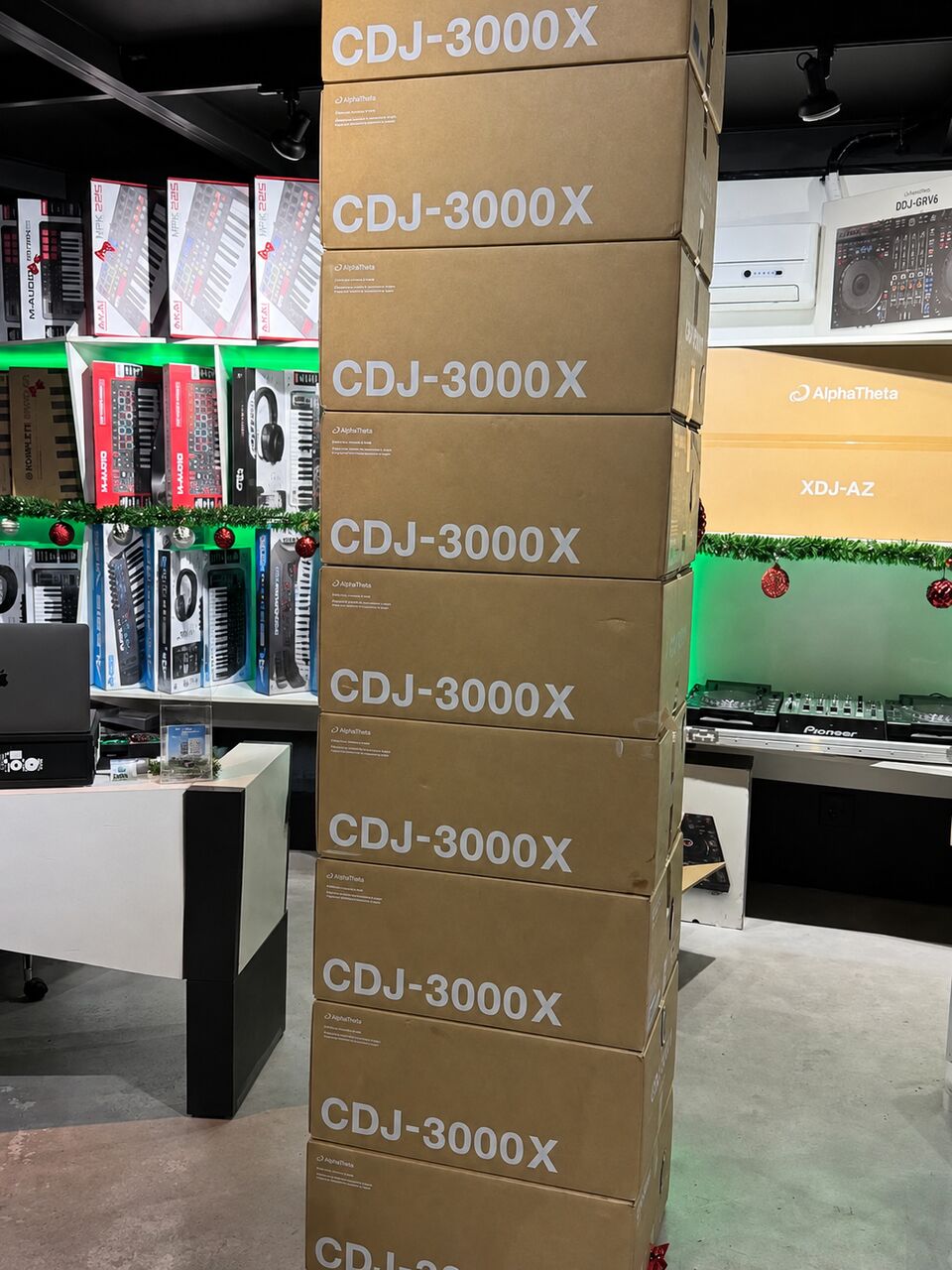 Brussels, Wholesale Products, Pioneer DJ CDJ-3000, AlphaTheta CDJ-3000X, Technics SL-1210MK7, Denon DJ PRIME 4+, Rane FO