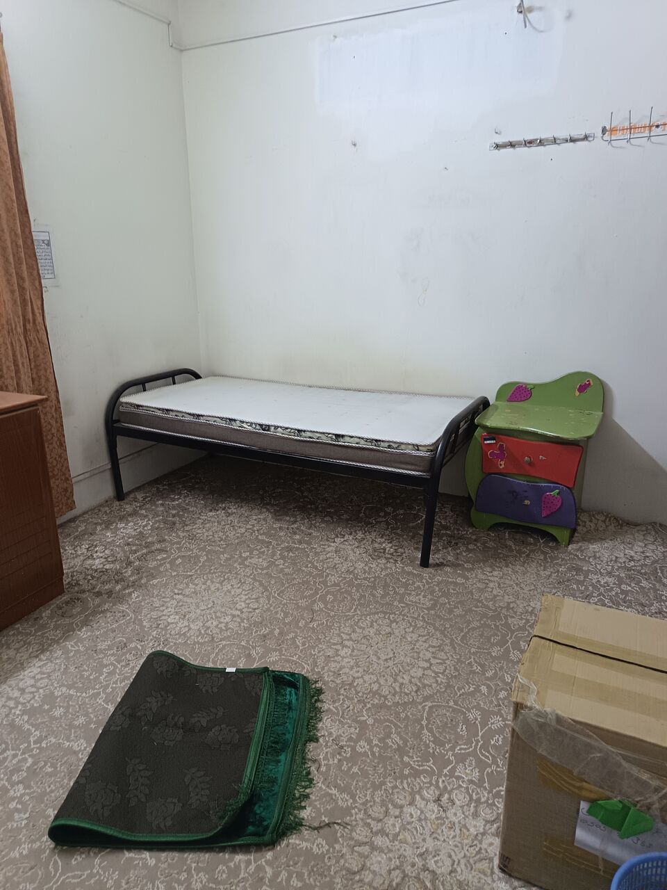 Hara, Rooms for Rent, SAR 1000/month,  Furnished,  I Am Offering One Room Batchelor Separate Two Bathrooms One Kitchen