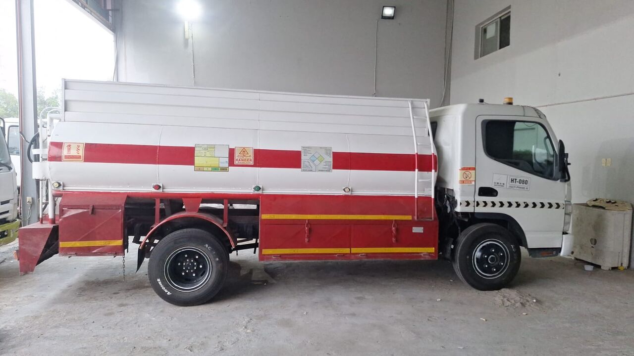 Dammam, Vehicles, Cars & Trucks , SAR 75000,  Mitsubishi- 2013, 9000ltr Diesel Tanker -SR-75000,  2013,  Manual,  450000 KM,  FAAS, ISTEMARA & INSURANCE NEW/ VALID