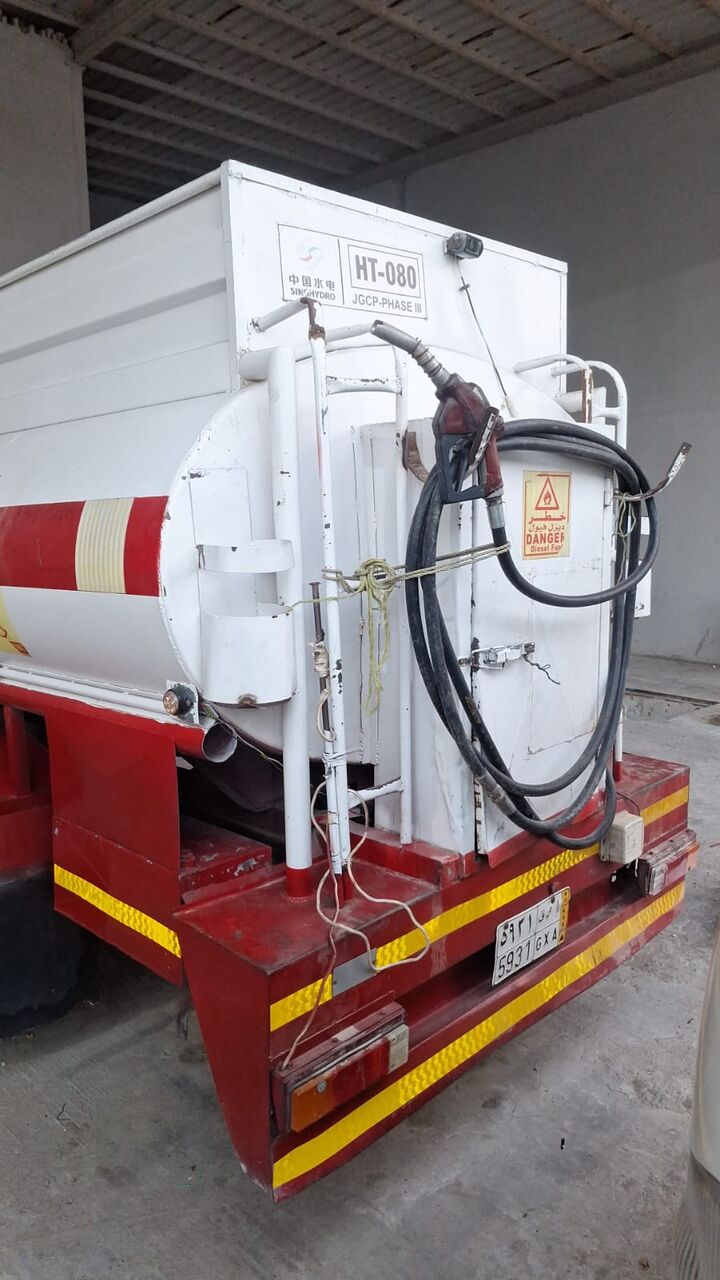 Dammam, Vehicles, Cars & Trucks , SAR 75000,  Mitsubishi- 2013, 9000ltr Diesel Tanker -SR-75000,  2013,  Manual,  450000 KM,  FAAS, ISTEMARA & INSURANCE NEW/ VALID