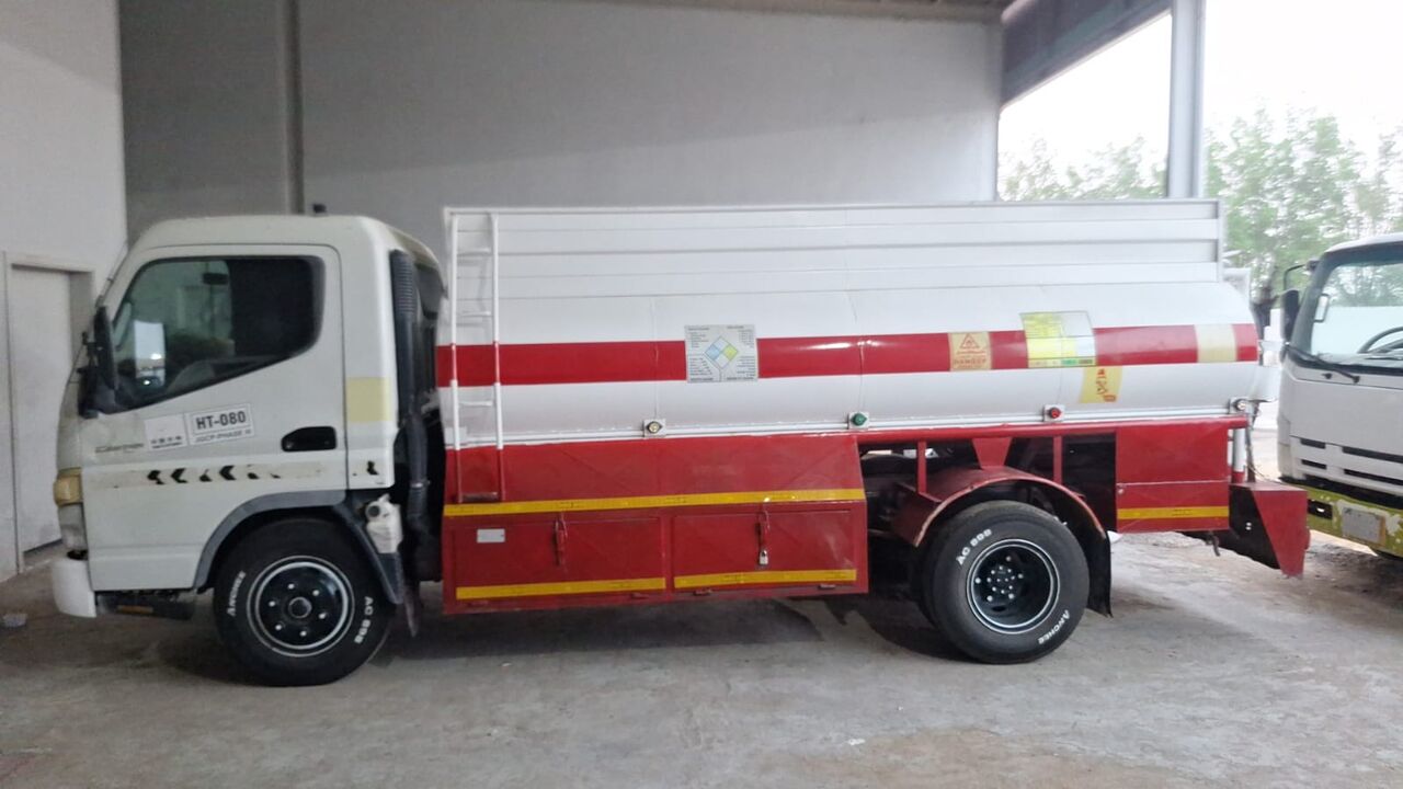 Dammam, Vehicles, Cars & Trucks , SAR 75000,  Mitsubishi- 2013, 9000ltr Diesel Tanker -SR-75000,  2013,  Manual,  450000 KM,  FAAS, ISTEMARA & INSURANCE NEW/ VALID
