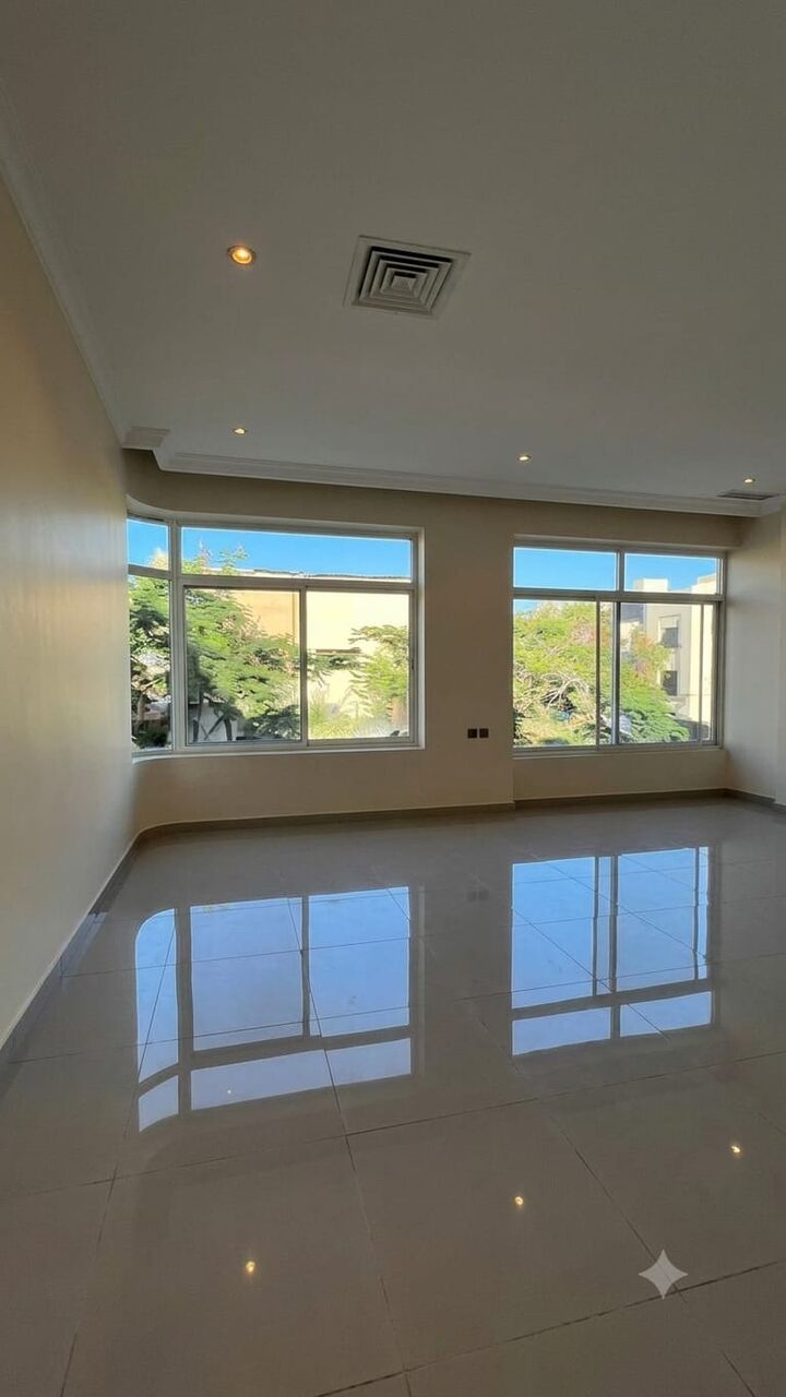 Kuwait City, Villas, KWD 2000,  Villa For Rent In Qurtuba With A Diwaniya, Swimming Pool, And Driver