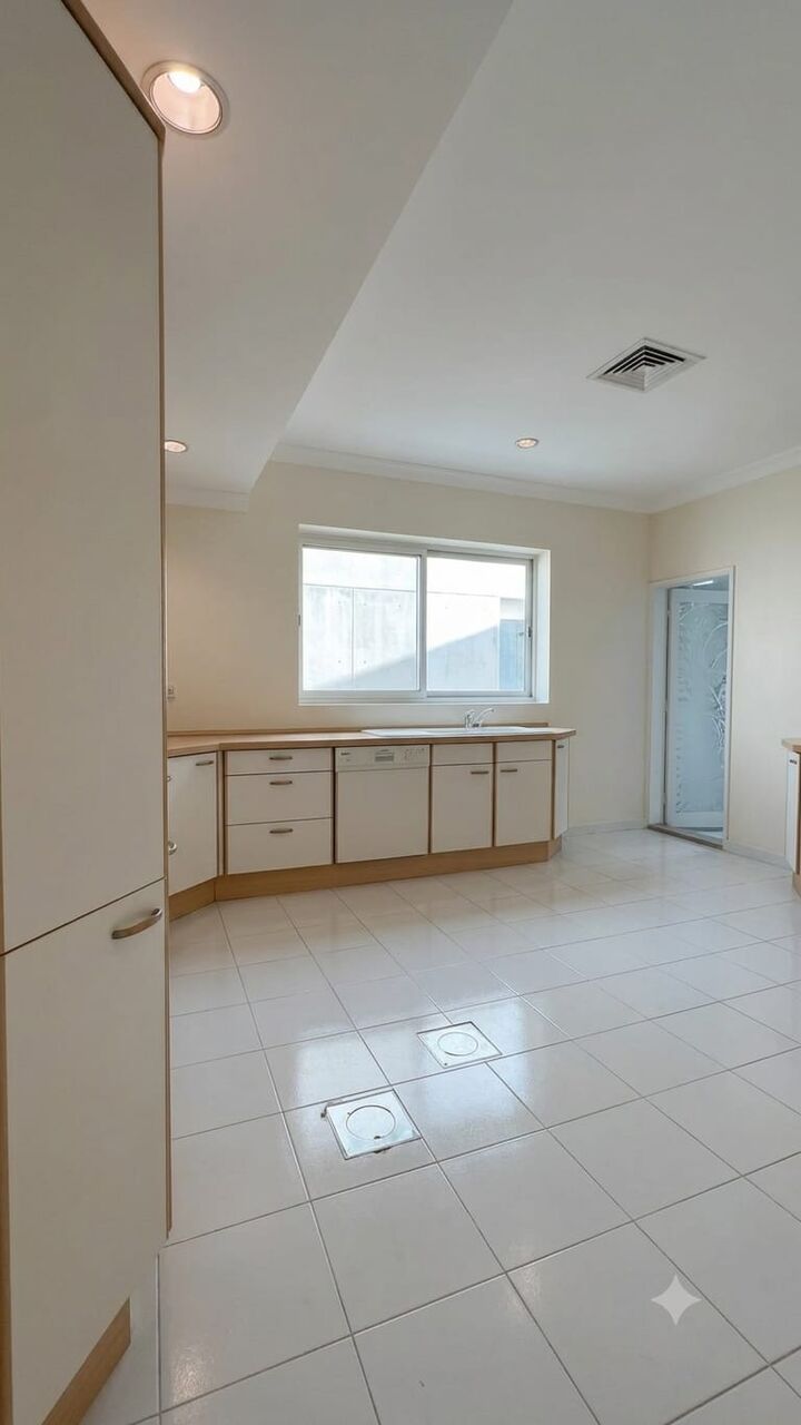 Kuwait City, Villas, KWD 2000,  Villa For Rent In Qurtuba With A Diwaniya, Swimming Pool, And Driver