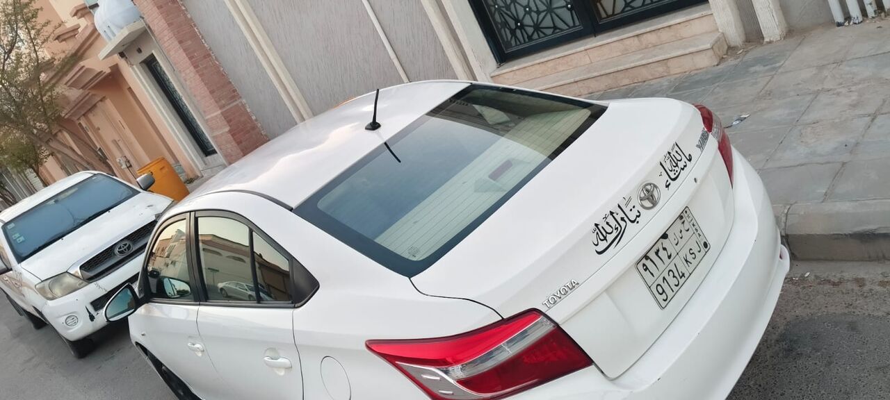 Abqaiq, Vehicles, Cars & Trucks , SAR 23500,  Toyota Yaris,  2015,  Automatic,  227 KM,  , White Colour   For Sale , Askin Price 23.5K