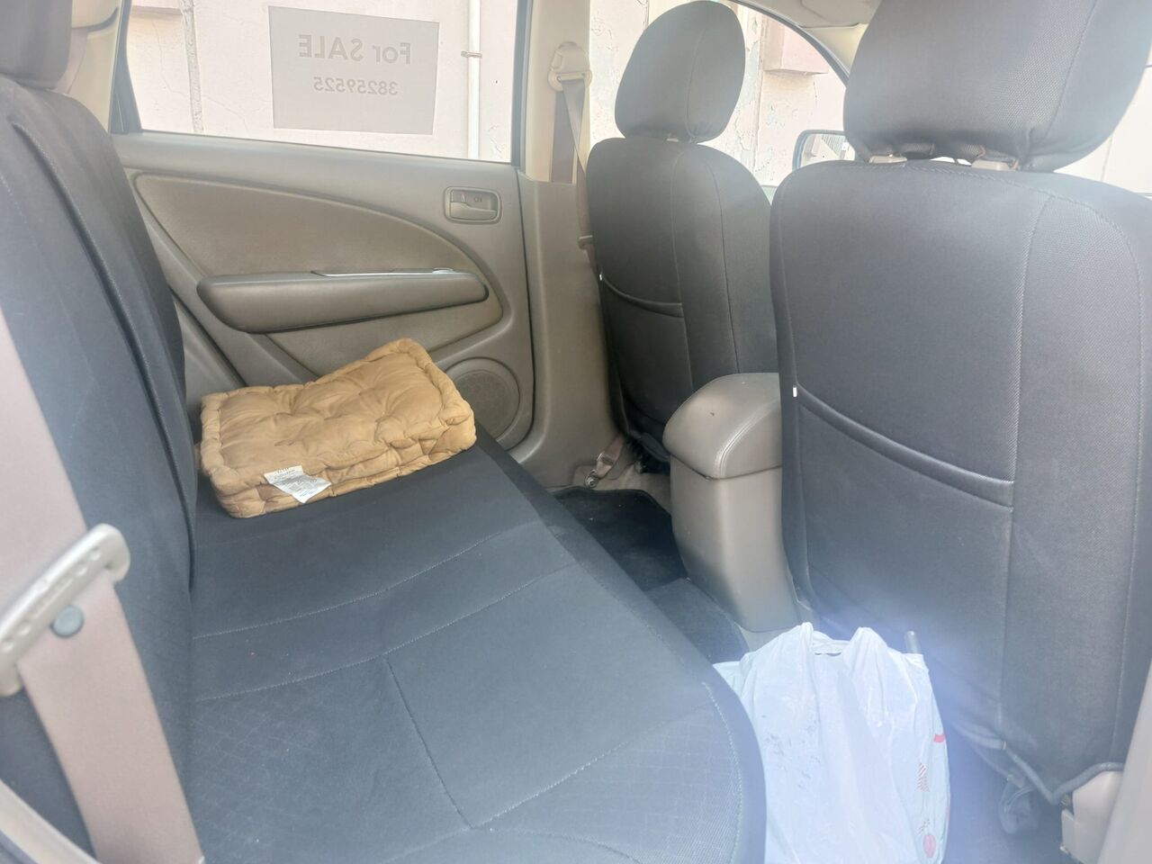 Manama, Vehicles, Cars & Trucks , BHD 1200,  Mitsubishi Outlander,  2004,  Automatic,  150000 KM,  Female Expat Owned   For Sale