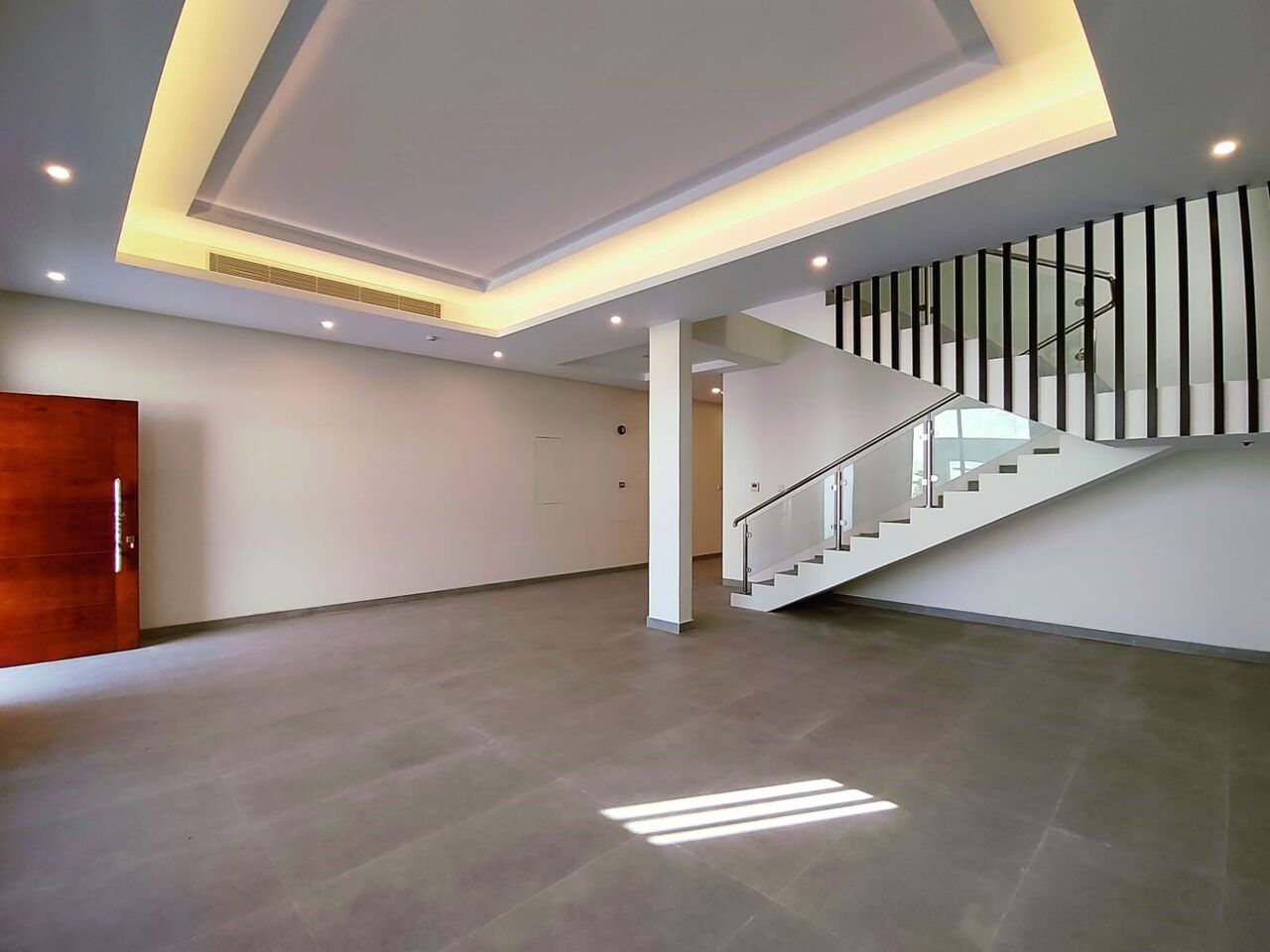 Salmaniya, Villas, BHD 900,  400 Sq. Meter,  Premium Residential Villa For Rent In Salmaniya BD.900/-