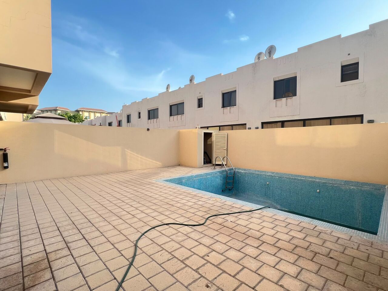 Juffair, Villas, BHD 450,  Luxury 3BHK Villa For Rent